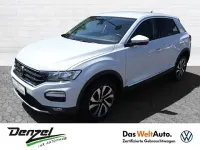 Gebraucht VW T-Roc Active 116 PS (85 kW) 2021 White silver metallic SUV