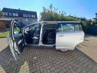 Gebraucht Ford Grand C-Max Trend 125 PS (91 kW) 2016 Silber Van / Kleinbus