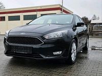Gebraucht Ford Focus 101 PS (74 kW) 2017 Schwarz Kombi