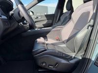Gebraucht Volvo XC60 Plus 197 PS (144 kW) 2023 Grau SUV