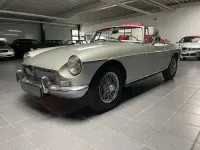 Usata MG B 95 CV (69 kW) 1974 Argento Cabrio