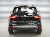 Neu Seat Arona Reference 95 PS (69 kW) 2026 Midnight schwarz meta... SUV