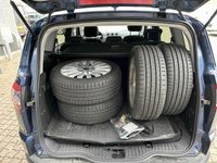 Gebraucht Ford S-MAX Titanium 140 PS (102 kW) 2012 Blau Van / Kleinbus