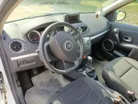 Gebraucht Renault Clio Night&Day 101 PS (74 kW) 2010 Weiß Limousine