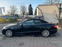 Gebraucht Mercedes E220 170 PS (125 kW) 2011 Schwarz Cabrio