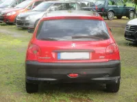 Gebraucht Peugeot 206 60 PS (44 kW) 2003 Rot Kleinwagen