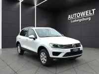 Używany VW Touareg Terrain Tech 262 KM (192 kW) 2018 Biały SUV
