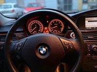 Usado BMW 325 218 HP (160 kW) 2008 Preto Carrinha