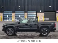 Gebraucht Toyota Tacoma T1 277 PS (203 kW) 2024 Schwarz Pickup