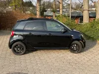 Używany Smart ForFour Prime 71 KM (52 kW) 2016 Czarny Hatchback