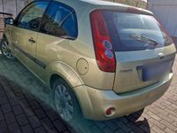 Gebraucht Ford Fiesta 44 PS (32 kW) 2006 Grün Kleinwagen