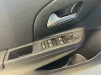 Gebraucht Opel Corsa 101 PS (74 kW) 2025 Kobalt blau (metallic) Kleinwagen