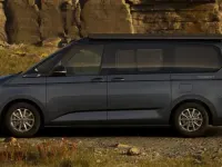 Neu VW California California 150 PS (110 kW) 2026 Starlight blue metallic deep bla Van