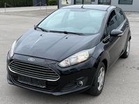 Gebraucht Ford Fiesta Celebration 101 PS (74 kW) 2016 Schwarz Limousine
