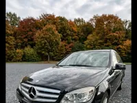 Second-hand Mercedes C200 184 CP (135 kW) 2008 Negru Berlinǎ