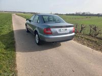 Gebraucht Audi A4 101 PS (74 kW) 2000 Silber Limousine