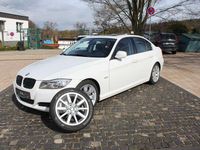 Gebraucht BMW 325 Sport Line 204 PS (150 kW) 2011 Weiß Limousine