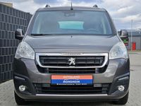 Gebraucht Peugeot Partner Tepee Allure 110 PS (80 kW) 2017 Grau Van / Kleinbus