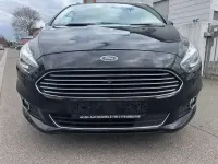 Gebraucht Ford S-MAX Titanium 180 PS (132 kW) 2018 Iridiumschwarz metallic Van / Kleinbus