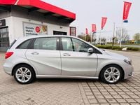Gebraucht Mercedes B220 170 PS (125 kW) 2014 Silber Van / Kleinbus