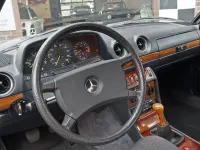 Gebraucht Mercedes 230 136 PS (100 kW) 1983 Grün Coupé