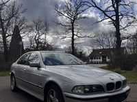 Gebraucht BMW 523 170 PS (125 kW) 1999 Silber Kombi