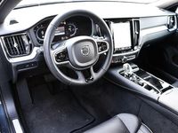 Gebraucht Volvo V60 Plus 398 PS (292 kW) 2022 Blau Kombi
