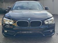 Gebraucht BMW 116 Advantage 109 PS (80 kW) 2016 Schwarz Kleinwagen