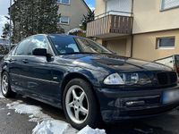 Gebraucht BMW 320 150 PS (110 kW) 1998 Blau Limousine