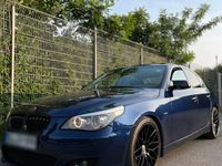 Gebraucht BMW 525 197 PS (144 kW) 2007 Blau Limousine