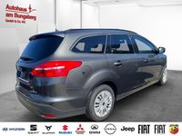 Gebraucht Ford Focus Trend 125 PS (91 kW) 2018 Grau Limousine