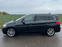 Gebraucht BMW 220 Gran Tourer Advantage 192 PS (141 kW) 2017 Schwarz Van / Kleinbus