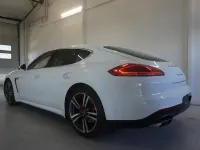 Gebraucht Porsche Panamera Turbo 519 PS (381 kW) 2014 Weiß Kleinwagen