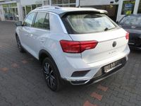 Gebraucht VW T-Roc Style 116 PS (85 kW) 2022 White silver (metallic) SUV