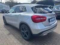 Gebraucht Mercedes GLA220 170 PS (125 kW) 2015 Silber SUV