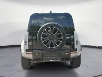 Gebraucht Land Rover Defender 636 PS (467 kW) 2026 Grau SUV
