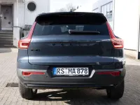 Nowe Volvo XC40 Plus 163 KM (119 kW) 2026 Niebieski SUV