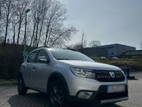 Second-hand Dacia Sandero 90 CP (66 kW) 2017 Gri Hatchback