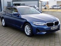 Gebraucht BMW 520 Performance 190 PS (139 kW) 2023 Phytonicblau Kombi