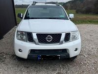 Gebraucht Nissan Navara 231 PS (169 kW) 2015 Weiß Pickup