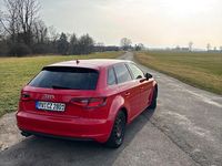 Gebraucht Audi A3 Ambition 150 PS (110 kW) 2013 Rot Limousine