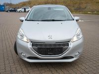 Gebraucht Peugeot 208 Allure Sky 82 PS (60 kW) 2013 Silber Kleinwagen