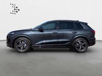 Neu Audi Q6 e-tron Performance 225 kW (306 PS) 2026 Manhattangrau metallic SUV