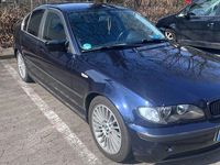 Gebraucht BMW 325 192 PS (141 kW) 2002 Blau Limousine