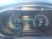 Gebraucht Ford Mondeo Titanium 179 PS (131 kW) 2015 Grau Kombi