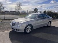 Second-hand Mercedes E300 Elegance 211 CP (155 kW) 2008 Berlinǎ