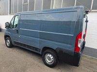 Gebraucht Peugeot Boxer 120 PS (88 kW) 2021 Grau Van