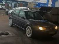 Gebraucht VW Golf IV 75 PS (55 kW) 2003 Blau Kleinwagen
