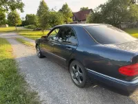 Gebraucht Mercedes E280 1998 Blau Limousine
