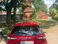 Gebraucht Toyota Yaris 72 PS (52 kW) 2018 Rot Kleinwagen